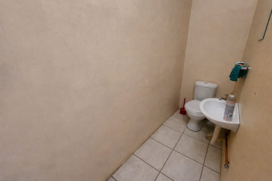 To Let commercial Property for Rent in Olifantshoek Northern Cape